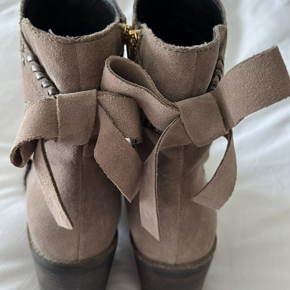 Ugg | Women’s 10 | Suede Fraise Whipstitch Boot Mouse Brown Leather - Picture 2 of 10